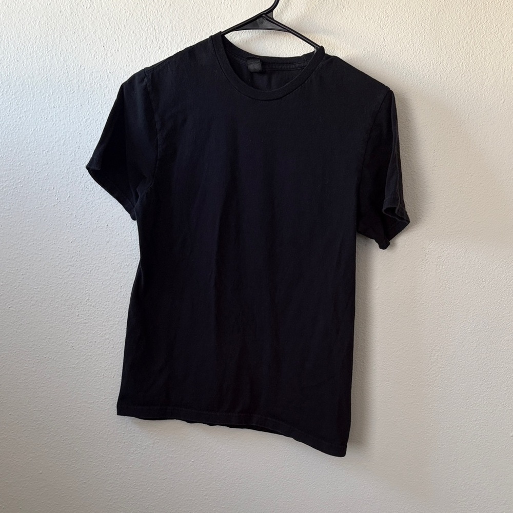 Gildan Classic Black Men's T-Shirt